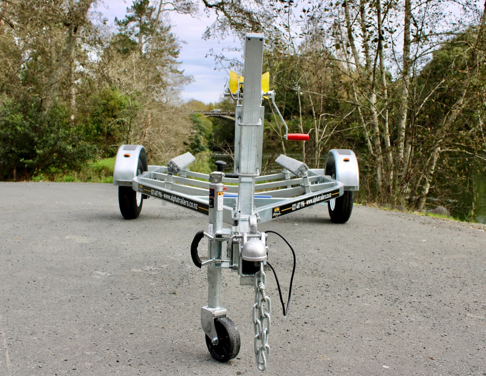 AT 450-CP boat trailer — photo 1