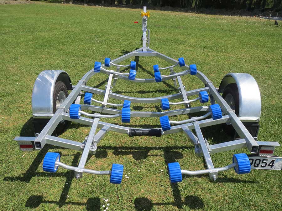 AT 520 SR Boat Trailer, 20 Multi Roller System - Non Braked - $ 4650.00 - GST Inc. - Image 2