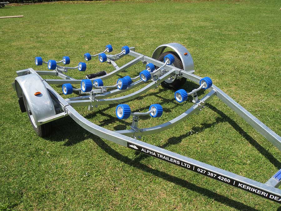 AT 520 SR Boat Trailer, 20 Multi Roller System - Non Braked - $ 4650.00 - GST Inc. - Image 3